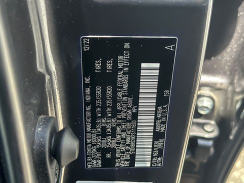 Used 2023 Toyota Highlander Limited AWD/4WD image 27