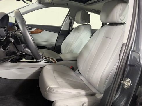 Used 2023 Audi A4 2.0T Premium w/ Convenience Package image 18