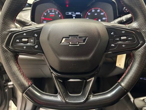 Used 2024 Chevrolet Trax RS image 9