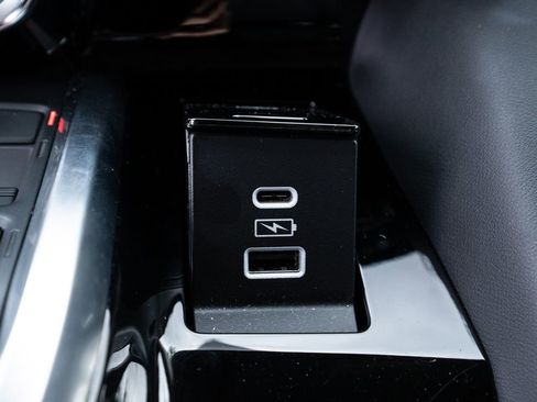 Certified 2023 Acura MDX SH-AWD w/ Technology Package image 37