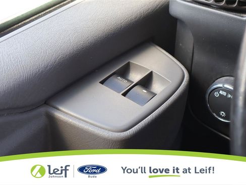 Used 2022 Chevrolet Express 4500 Extended w/ Power Convenience Package RWD image 16