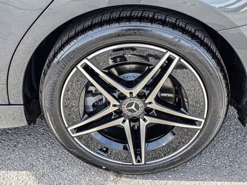 New 2025 Mercedes-Benz C 300 4MATIC Sedan image 9