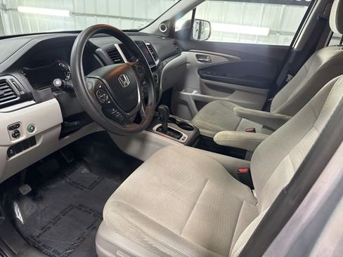 Used 2016 Honda Pilot EX image 7