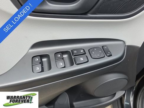 Used 2023 Hyundai Kona SEL FWD image 17