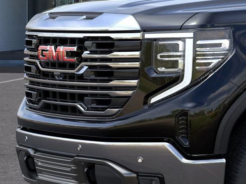 Used 2026 GMC Sierra 1500 SLT w/ SLT Premium Plus Package AWD/4WD image 13