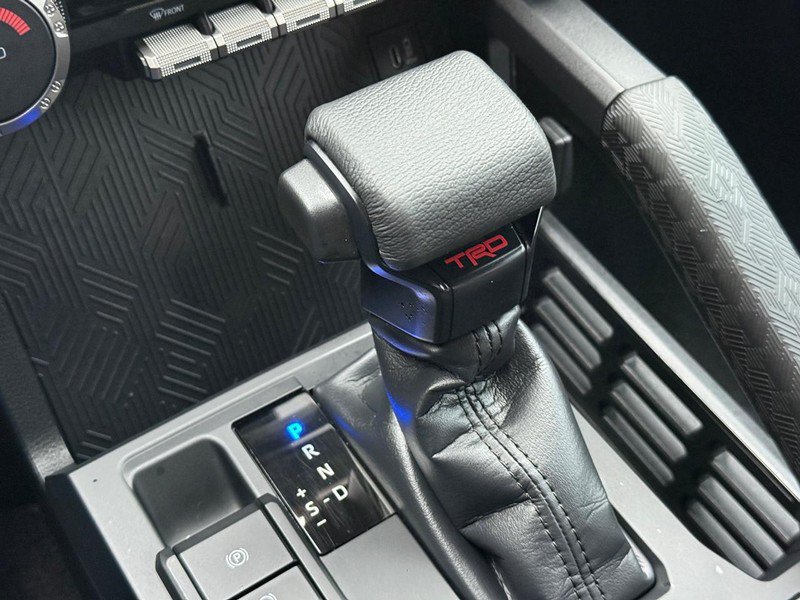 Used 2025 Toyota Tacoma TRD Sport AWD/4WD image 23
