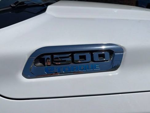 Used 2022 RAM 1500 Big Horn AWD/4WD image 7