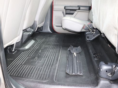 Used 2021 Ford F250 XL image 27