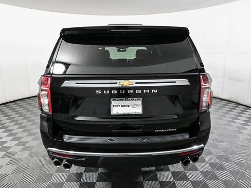 Used 2023 Chevrolet Suburban Premier image 31