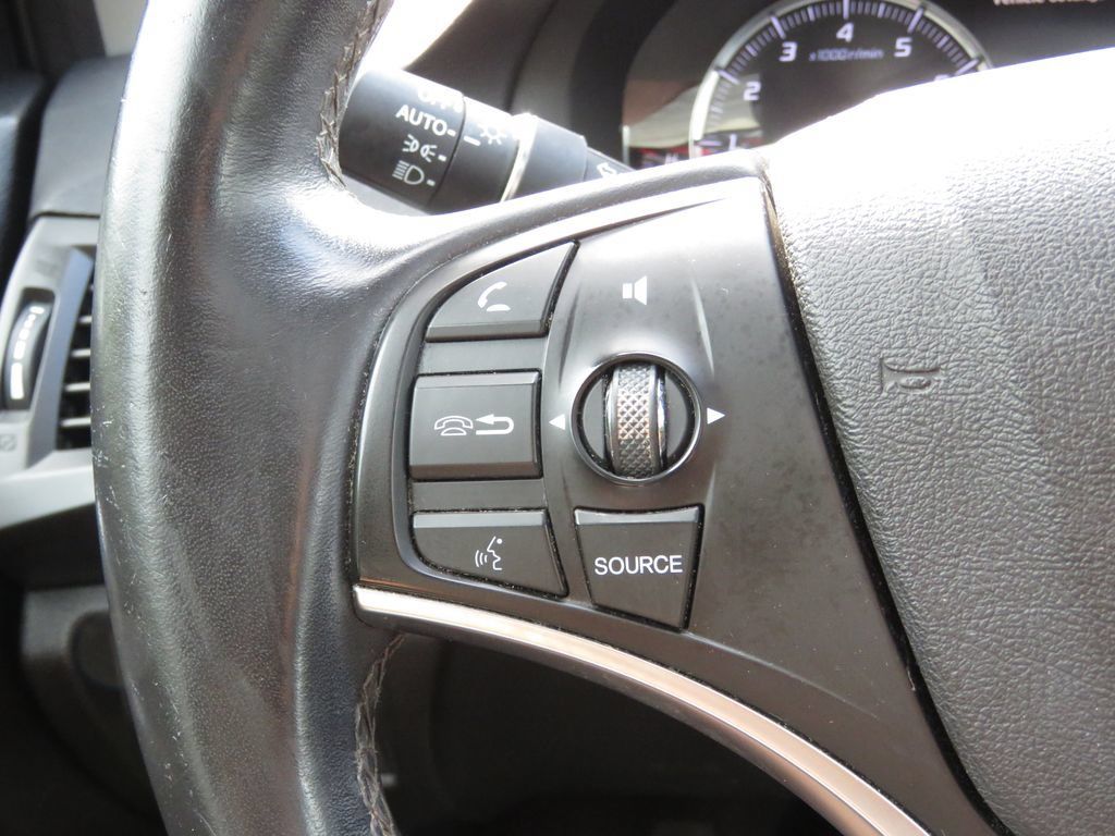 Used 2018 Acura MDX SH-AWD image 23