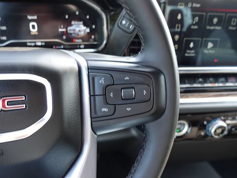 Used 2024 GMC Sierra 1500 Elevation w/ LPO, Elevation Black Package AWD/4WD image 40