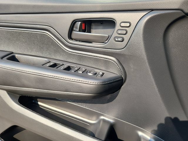 Used 2025 Honda Odyssey EX-L image 6