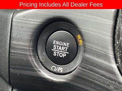 Used 2021 Jeep Grand Cherokee Laredo X AWD/4WD image 28