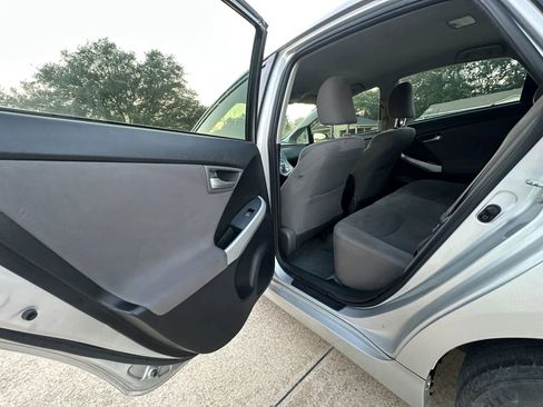Used 2014 Toyota Prius Three FWD image 14
