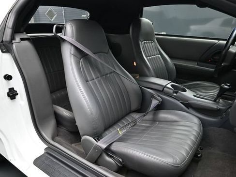 Used 1999 Chevrolet Camaro Z28 RWD image 12