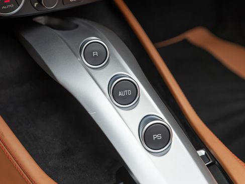 Certified 2016 Ferrari California T RWD image 34