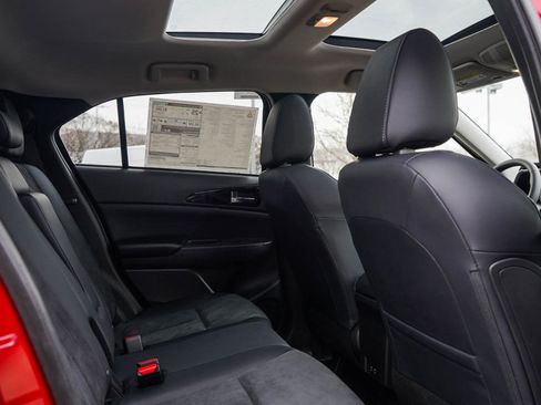 New 2025 Mitsubishi Eclipse Cross SE image 12