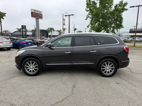 Used 2017 Buick Enclave Leather FWD image 6