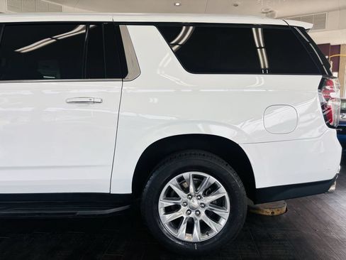 Used 2023 Chevrolet Suburban Premier AWD/4WD image 15