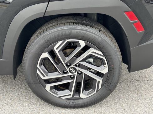 New 2026 Hyundai Tucson Limited image 9