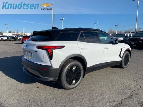 New 2026 Chevrolet Blazer EV LT AWD/4WD image 7