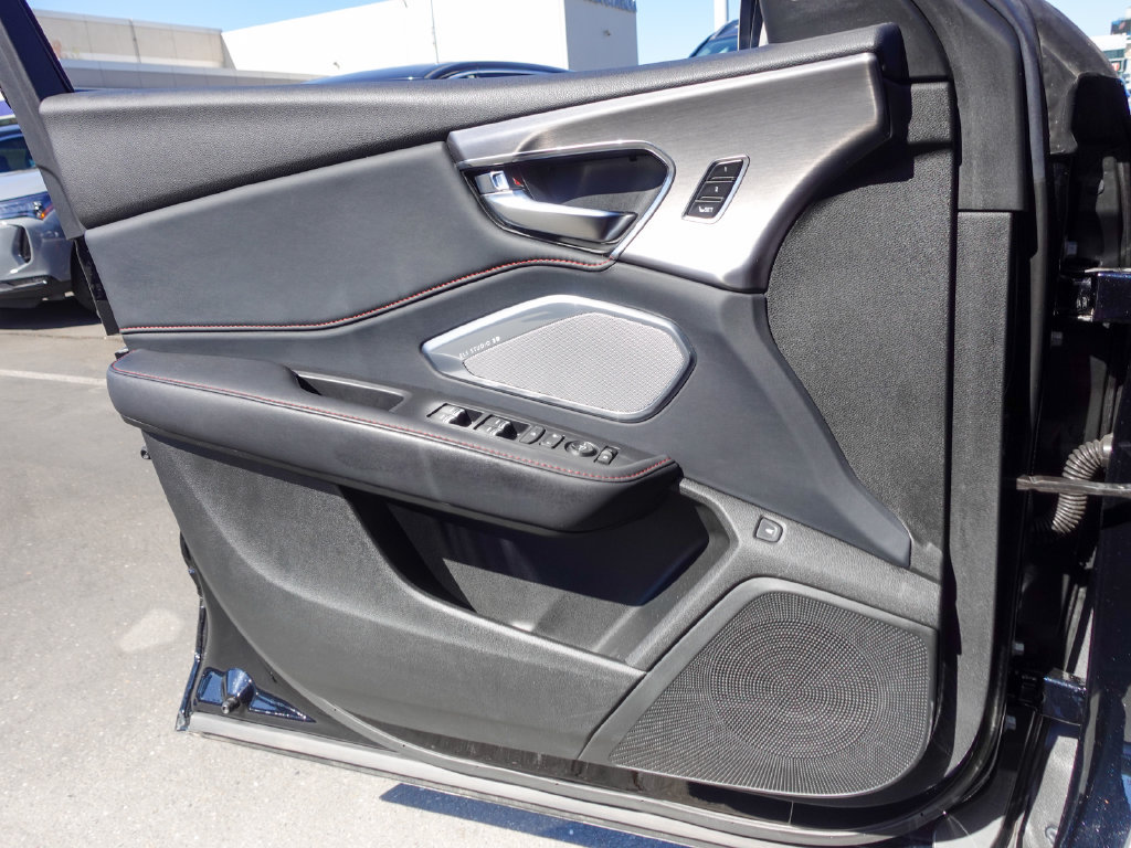 Used 2019 Acura RDX w/ Advance Package AWD/4WD image 17