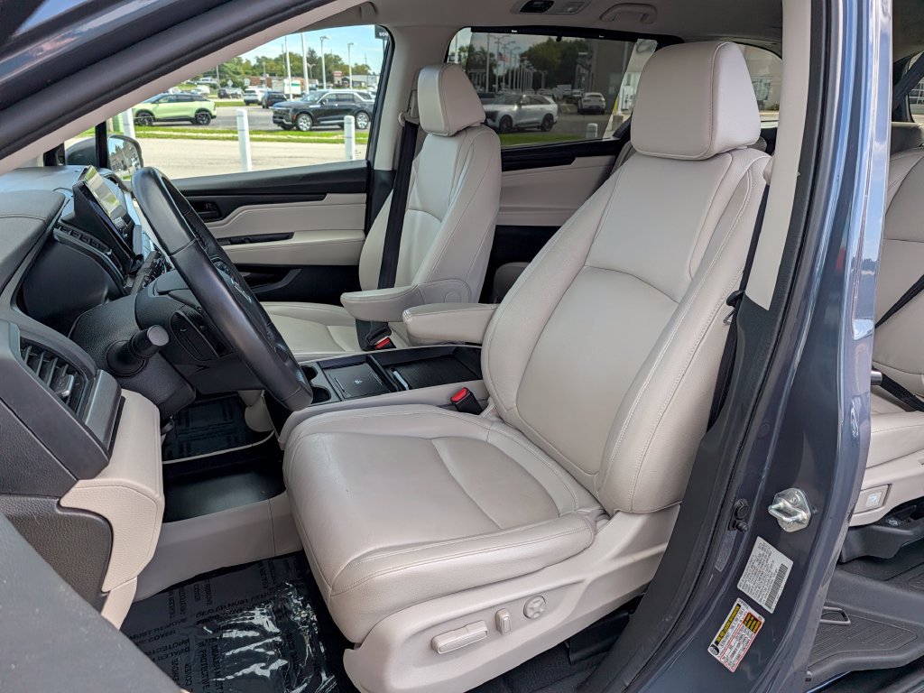 Used 2025 Honda Odyssey EX-L image 12