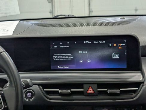 Certified 2024 Kia Seltos EX AWD/4WD image 19