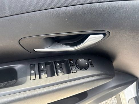Used 2025 Hyundai Tucson SEL FWD image 12