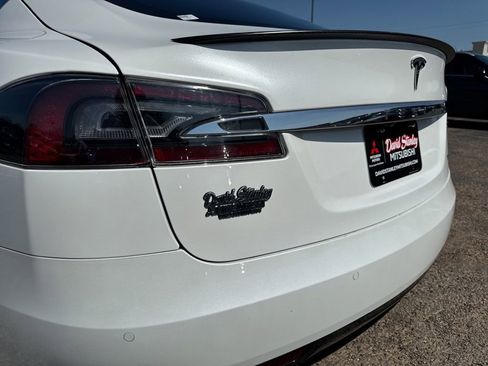 Used 2021 Tesla Model S Performance AWD/4WD image 42