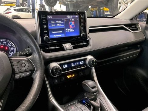 Used 2019 Toyota RAV4 XLE w/ Convenience Package AWD/4WD image 6