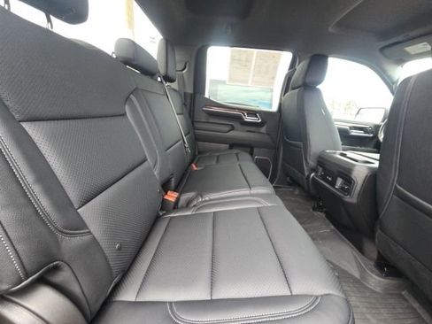 Used 2023 Chevrolet Silverado 1500 RST image 14