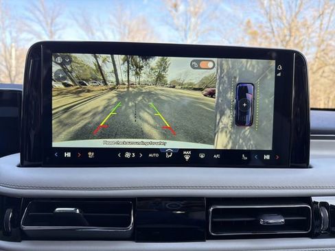 New 2026 Lincoln Aviator Reserve image 17