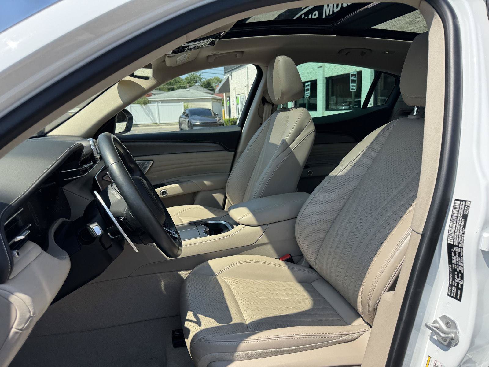 Used 2023 Maserati Grecale GT AWD/4WD image 22