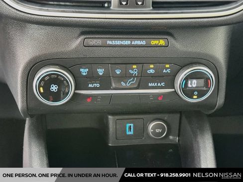 Used 2020 Ford Escape SE AWD/4WD image 16