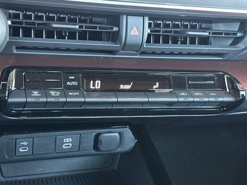 New 2026 Toyota Prius Plug-In Hybrid image 22