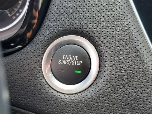 Certified 2023 Cadillac XT5 Luxury w/ LPO, Floor Liner Package FWD image 19