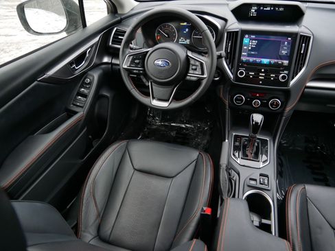 Used 2023 Subaru Crosstrek 2.5i Limited w/ Moonroof Package image 9