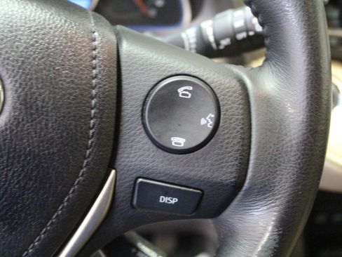 Used 2013 Toyota RAV4 Limited image 9