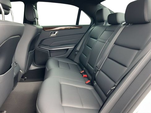 Certified 2016 Mercedes-Benz E 350 4MATIC Sedan image 7