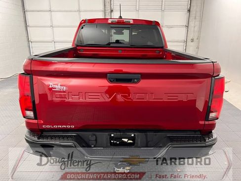 Used 2024 Chevrolet Colorado Z71 w/ Z71 Convenience Package 2 AWD/4WD image 7