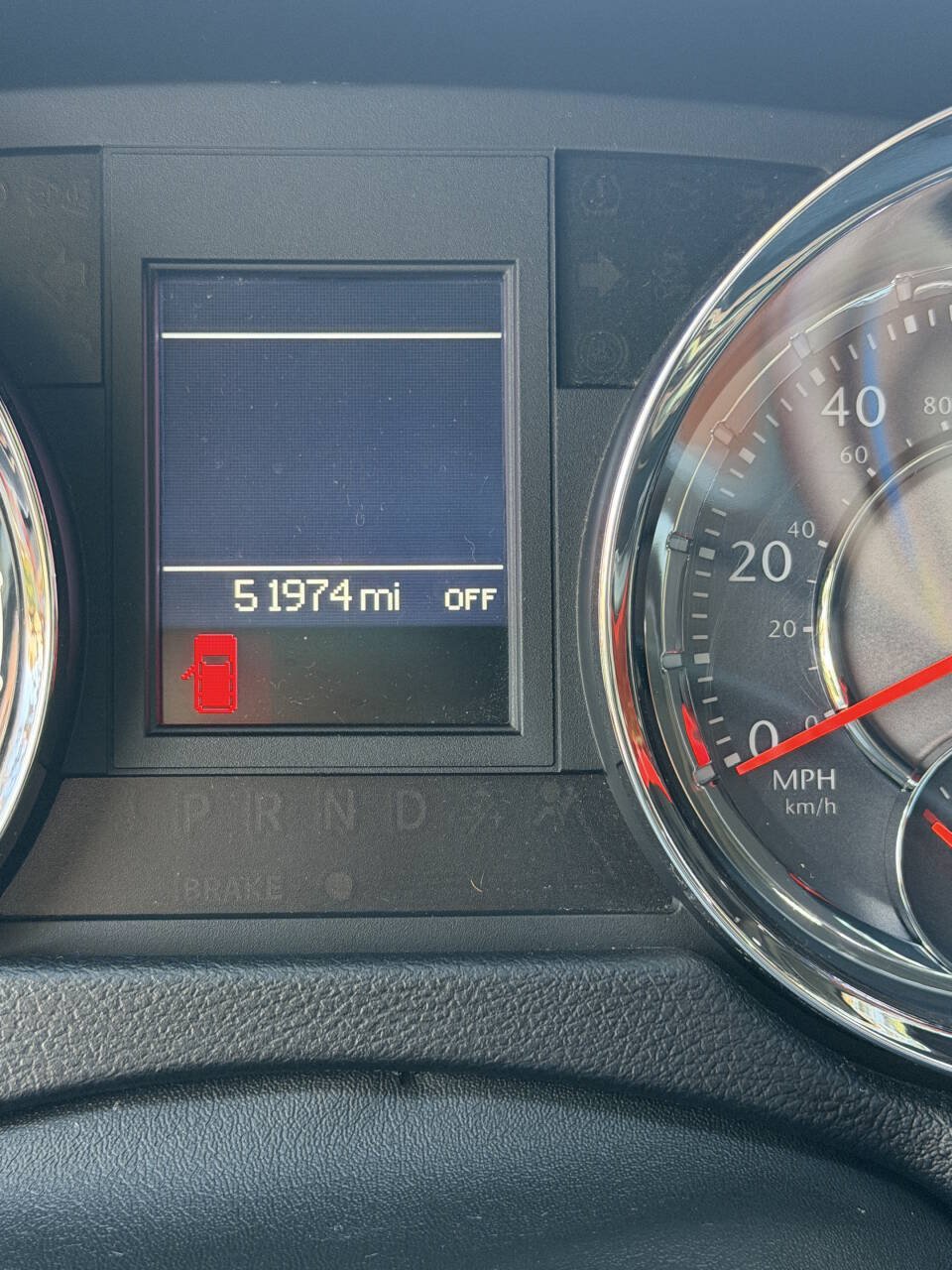 Used 2012 Chrysler Town & Country Touring w/ Entertainment Group #1 FWD image 21