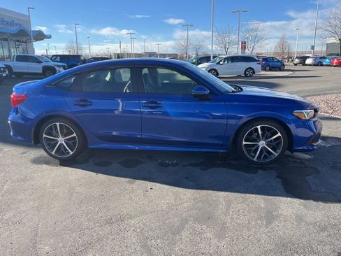 Certified 2022 Honda Civic Touring image 2