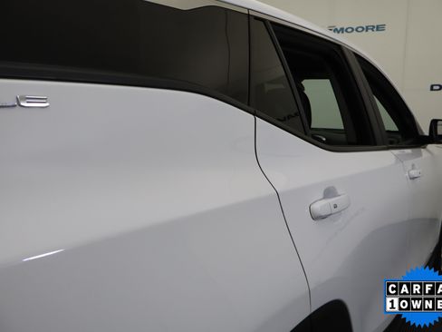 Used 2024 GMC Terrain SLE FWD image 7