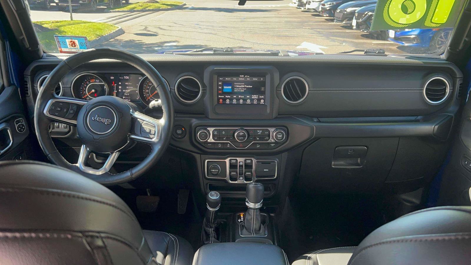 Used 2018 Jeep Wrangler Unlimited Sahara w/ Dual Top Group AWD/4WD image 20