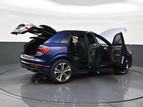 Used 2021 Audi Q3 2.0T Premium w/ Convenience Package AWD/4WD image 31