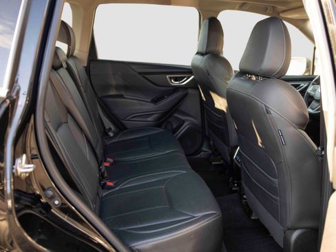 Used 2020 Subaru Forester Touring image 16