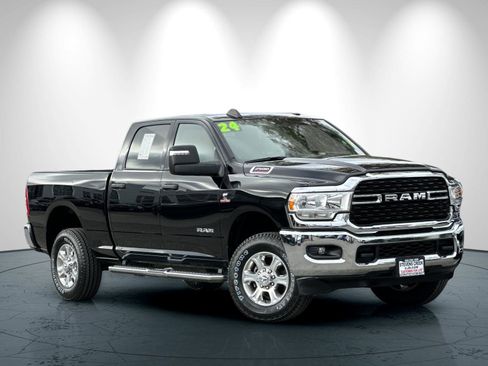 Used 2024 RAM 2500 Big Horn image 2