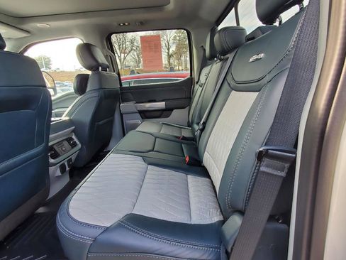 Used 2024 Ford F250 Limited w/ FX4 Off-Road Package image 5