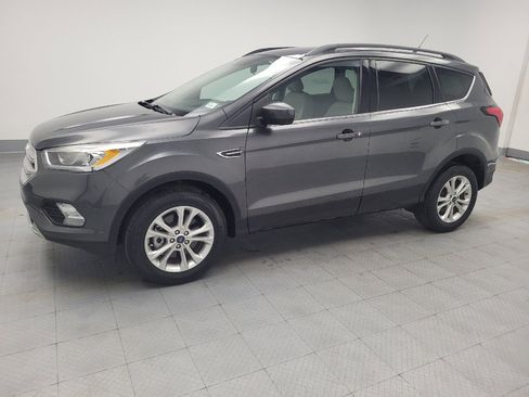 Used 2019 Ford Escape SEL image 2